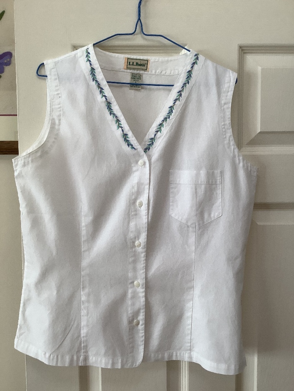 LL Bean white sleeveless top. Size 8